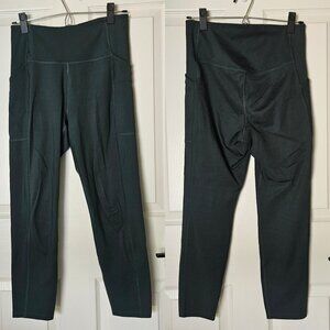 Girlfriend Collective Compressive Pocket Ankle Legging in Moss Green